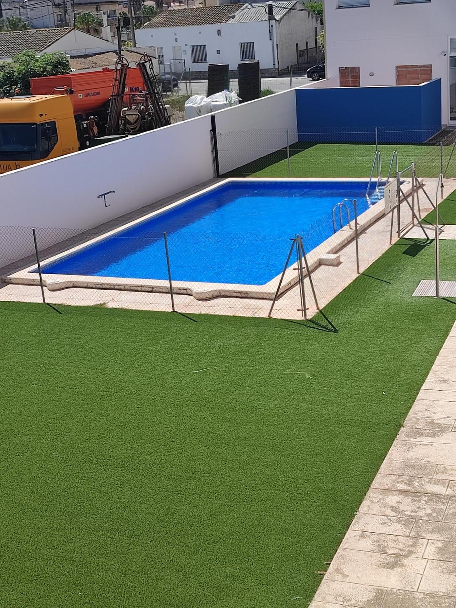 Nina'S Blue Pool & Beach Deltebre Εξωτερικό φωτογραφία